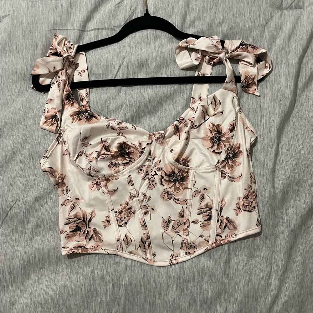Floral print crop top
